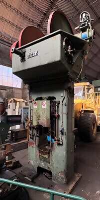 Presse à vis Ficep PFS 180 - 325 tonne (Photo 1)