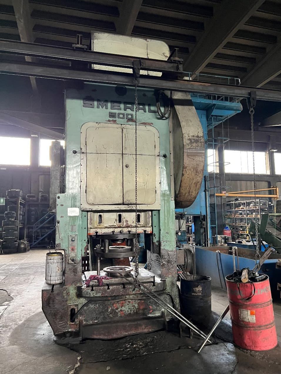 Presse d'ébavurage Smeral LKO 500 - 500 tonne