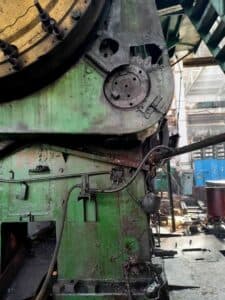 Presse de forgeage à chaud NKMZ Kramatorsk K8546 / PKKSH 4000 - 4000 tonne (Photo 3)