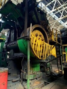 Presse de forgeage à chaud NKMZ Kramatorsk K8546 / PKKSH 4000 - 4000 tonne (Photo 4)