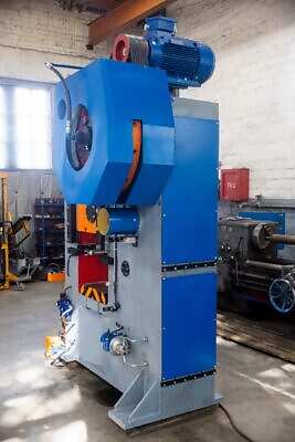 Presse à genouillère Barnaul KB8336 - 400 tonne (Photo 5)