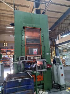 Presse à genouillère Barnaul K8342 - 1600 tonne ID: 75949