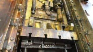 Presse d'ébavurage TMP Voronezh K9540 - 1000 tonne (Photo 6)