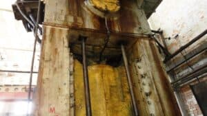 Presse d'ébavurage TMP Voronezh K9540 - 1000 tonne (Photo 7)