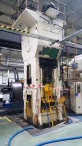 Presse d'ébavurage Erfurt PKZ 250/800 II - 250 tonne ID: 75338