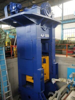 Presse d'ébavurage TMP Voronezh KA9540 - 1000 tonne ID: 76165