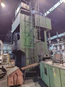 Presse de forgeage à chaud Smeral LZK 2500 P - 2500 tonne (Photo 2)