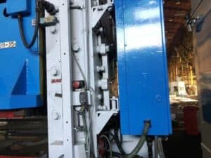 Presse d'ébavurage Wilkins & Mitchell D5423 - 200 tonne (Photo 2)
