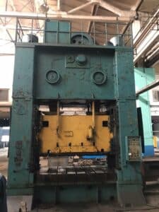 Presse d'estampage TMP Voronezh KB3537 - 500 tonne (Photo 2)