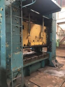 Presse d'estampage TMP Voronezh KB3537 - 500 tonne (Photo 10)