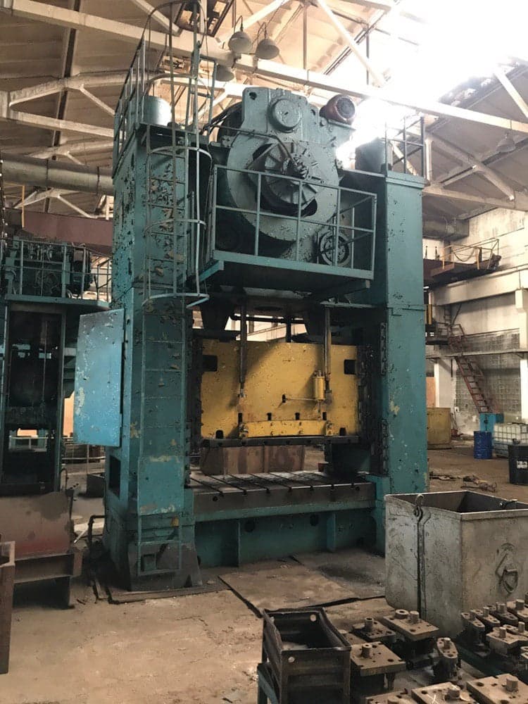 Presse d'estampage TMP Voronezh KB3537 - 500 tonne