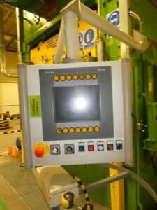 Presse mécanique Wilkins & Mitchell E84-4-12 - 250 tonne (Photo 7)