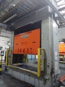Presse mécanique Wilkins & Mitchell S4-400-10-63 - 400 tonne (Photo 5)