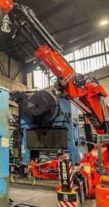 Presse d'ébavurage Wilkins & Mitchell S4-1000 - 1000 tonne (Photo 1)