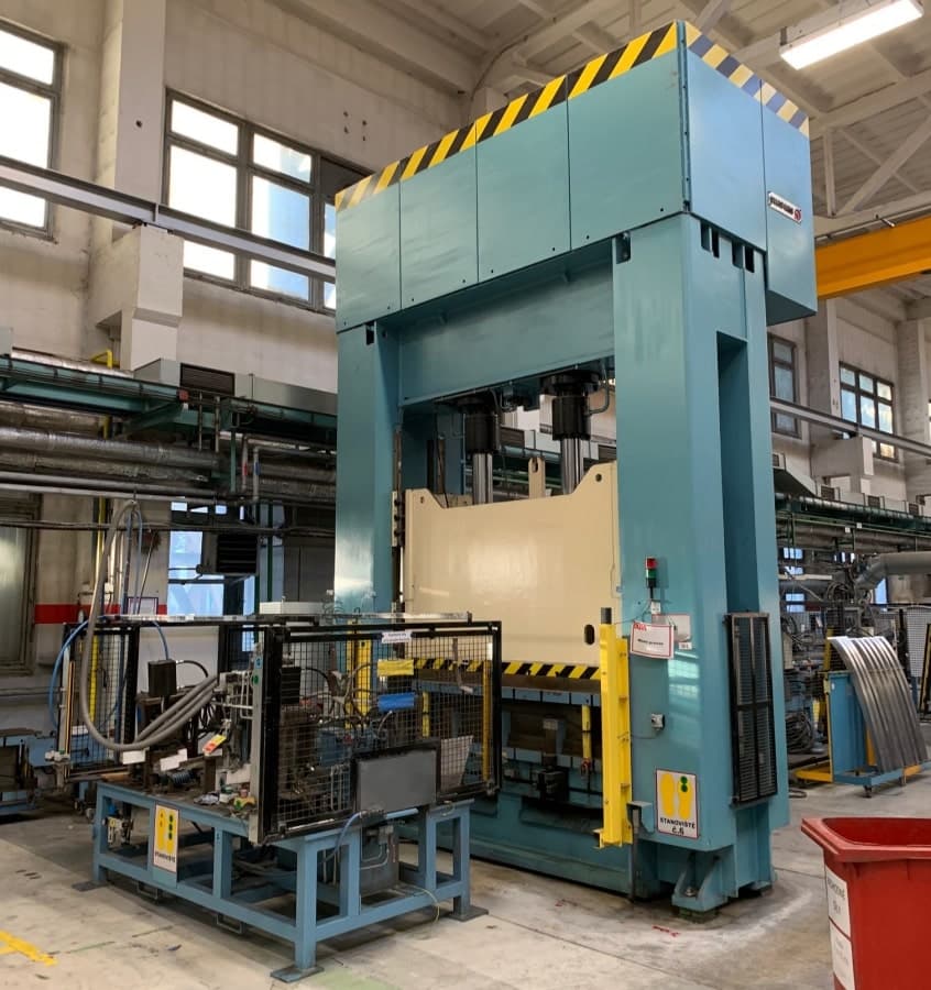 Presse d'estampage Onapres EOd-15-2,5-AQ - 150 tonne