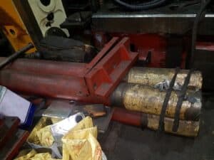 Presse de forgeage à chaud TMP Voronezh KG8040 - 1000 tonne (Photo 2)