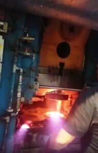Presse de forgeage à chaud TMP Voronezh KB8542 - 1600 tonne (Photo 5)