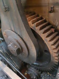 Presse à genouillère Komatsu MKR 300 - 300 tonne (Photo 2)