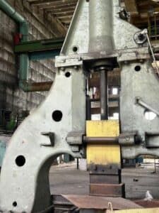 Marteau de forgeage en matrice ouverte VoronezhPress M1345 - 3 tonne ID: 76356