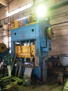 Presse d'estampage TMP Voronezh KA3732 - 160 tonne (Photo 6)