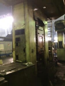 Presse à vis Chimkent F1736 - 400 tonne (Photo 4)