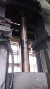 Marteau de forgeage en matrice ouverte TMP Voronezh M1343A - 2 tonne (Photo 3)