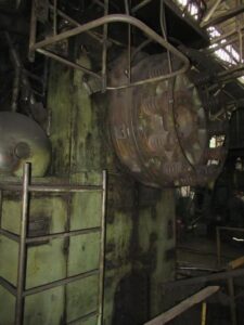 Presse de forgeage à chaud TMP Voronezh KB8542 - 1600 tonne (Photo 3)