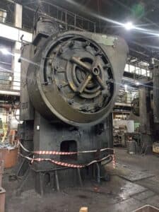 Presse de forgeage à chaud TMP Voronezh K04.038.842 - 1600 tonne (Photo 5)