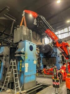 Marteau de forgeage à contrecoup Beche DG 25H - 25 tonne (Photo 3)