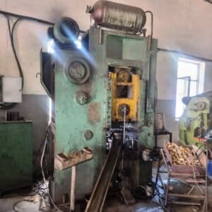 Presse à genouillère Barnaul KB8336 - 400 tonne ID: 76350
