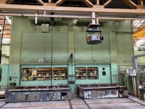 Presse d'estampage Schuler TS4-2000-10-700 - 2000 tonne (Photo 2)