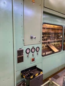 Presse d'estampage Schuler TS4-2000-10-700 - 2000 tonne (Photo 9)