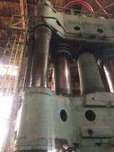 Presse de forgeage en matrice ouverte Schloemann 1200 MT - 1200 tonne (Photo 23)