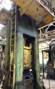 Presse d'ébavurage TMP Voronezh KA9536 - 400 tonne ID: 75396