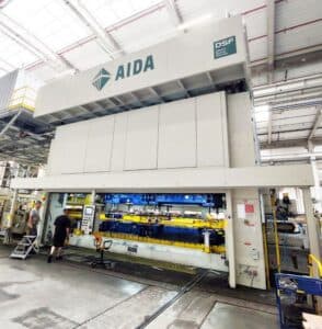 Presse d'estampage Aida DSF-TE4-20000-730-250 - 2000 tonne ID: 76378