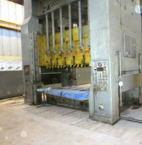 Presse d'estampage TMP Voronezh KA3540 - 1000 tonne (Photo 9)