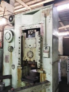 Presse à genouillère Barnaul KB8336 - 400 tonne (Photo 10)