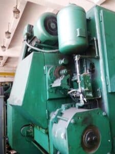 Presse à genouillère Barnaul K8336 - 400 tonne (Photo 4)