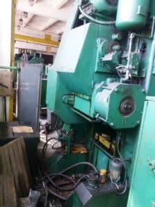 Presse à genouillère Barnaul K8336 - 400 tonne (Photo 9)