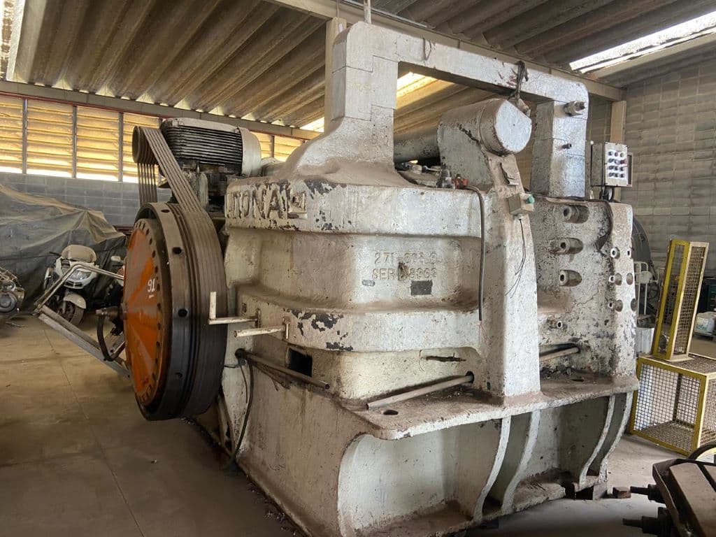 Machine à refouler de forgeage National 4 - 800 tonne