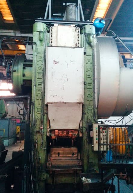 Presse de forgeage à chaud Lamberton 1600 - 1600 tonne