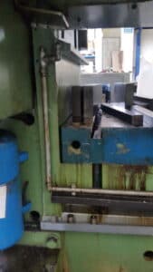 Presse à genouillère Barnaul K8342 - 1600 tonne (Photo 7)