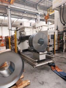 Presse d'estampage Rovetta S4-20000/5500x2500/LD-ET3 - 2000 tonne (Photo 3)