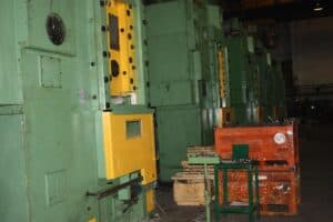 Presse de forgeage à froid Barnaul KB0036 - 400 tonne (Photo 2)