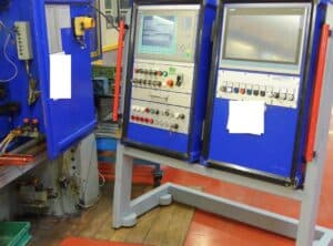 Presse d'estampage Kaiser KSTU ZA 5000 / 35 PK - 630 tonne (Photo 3)