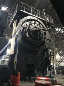 Presse de forgeage à chaud TMP Voronezh KB8046 - 4000 tonne (Photo 4)
