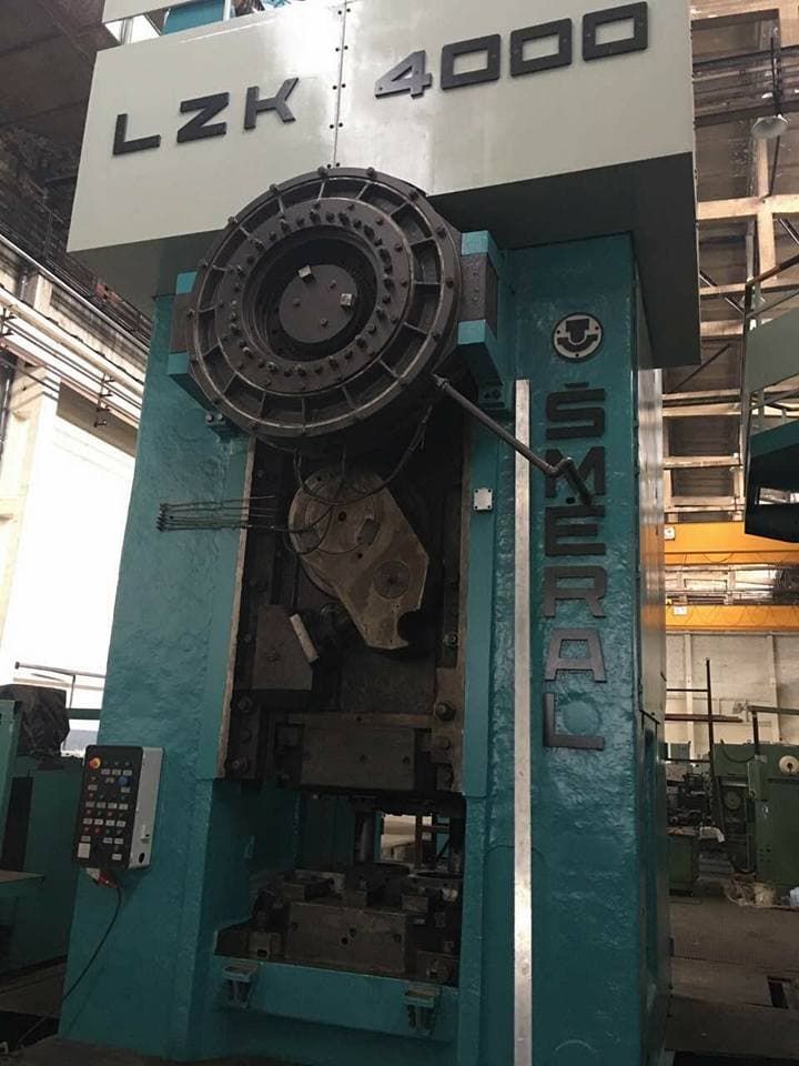 Presse de forgeage à chaud Smeral LZK 4000 - 4000 tonne
