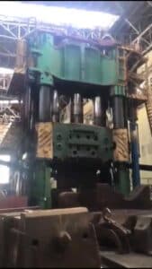 Presse de forgeage en matrice ouverte UZTM 100MN - 10000 tonne (Photo 5)