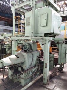 Presse d'estampage Aida FT2-40 - 400 tonne (Photo 7)