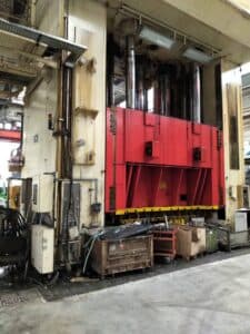 Presse d'estampage Erfurt PYD 3-1500+1000/4500X2500/2400 FS E - 1500 tonne (Photo 12)